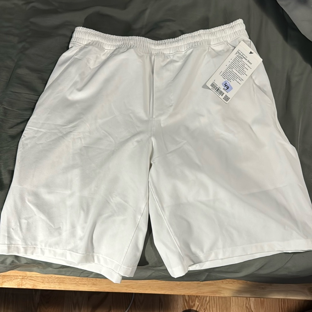 Men Lululemon Pace Breaker Short 9” **Lined**